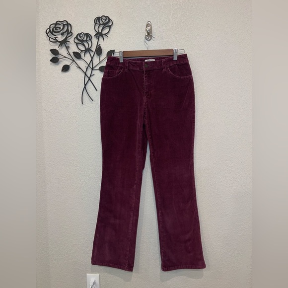 ST John’s Bay Burgundy Stretch Corduroy Boot Cut Pants Boho Country Size 6 - Picture 2 of 8